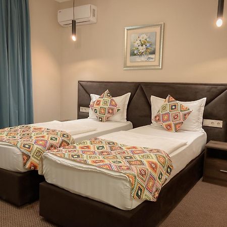 Silk Way Hotel Almaty Ngoại thất bức ảnh