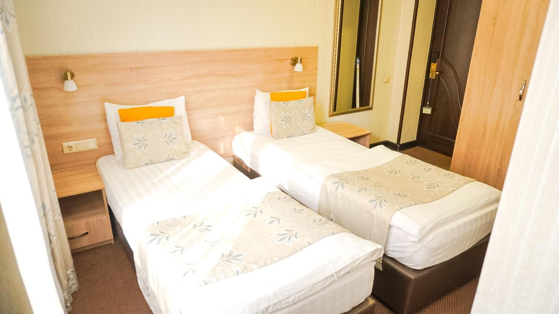 Silk Way Hotel Almaty Ngoại thất bức ảnh