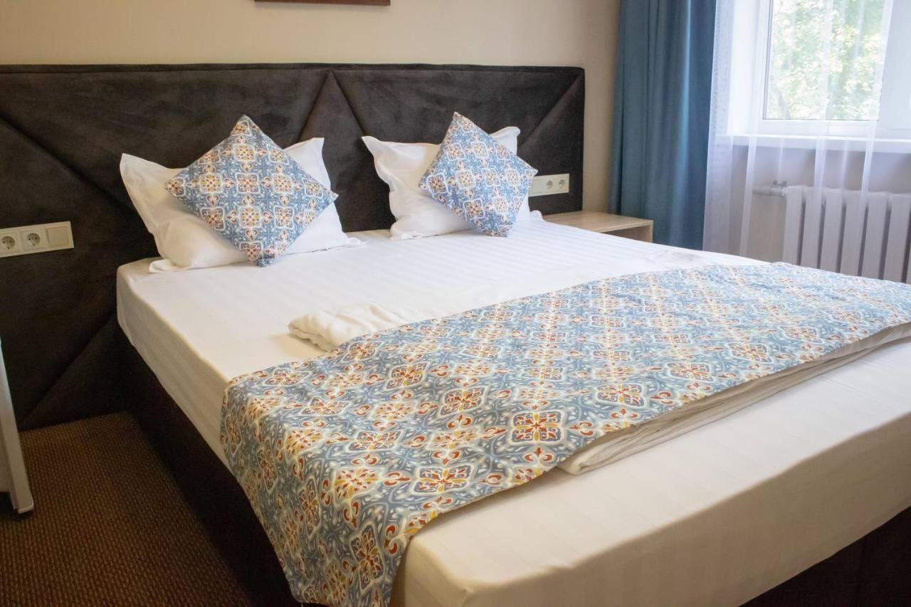 Silk Way Hotel Almaty Ngoại thất bức ảnh