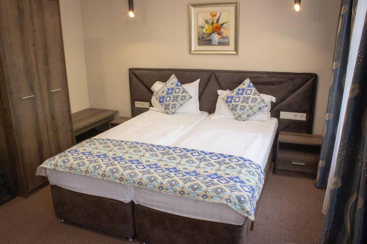 Silk Way Hotel Almaty Ngoại thất bức ảnh